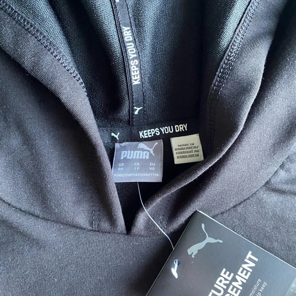 [NWT] Women's Puma Sweatshirt - Picture 6 of 7